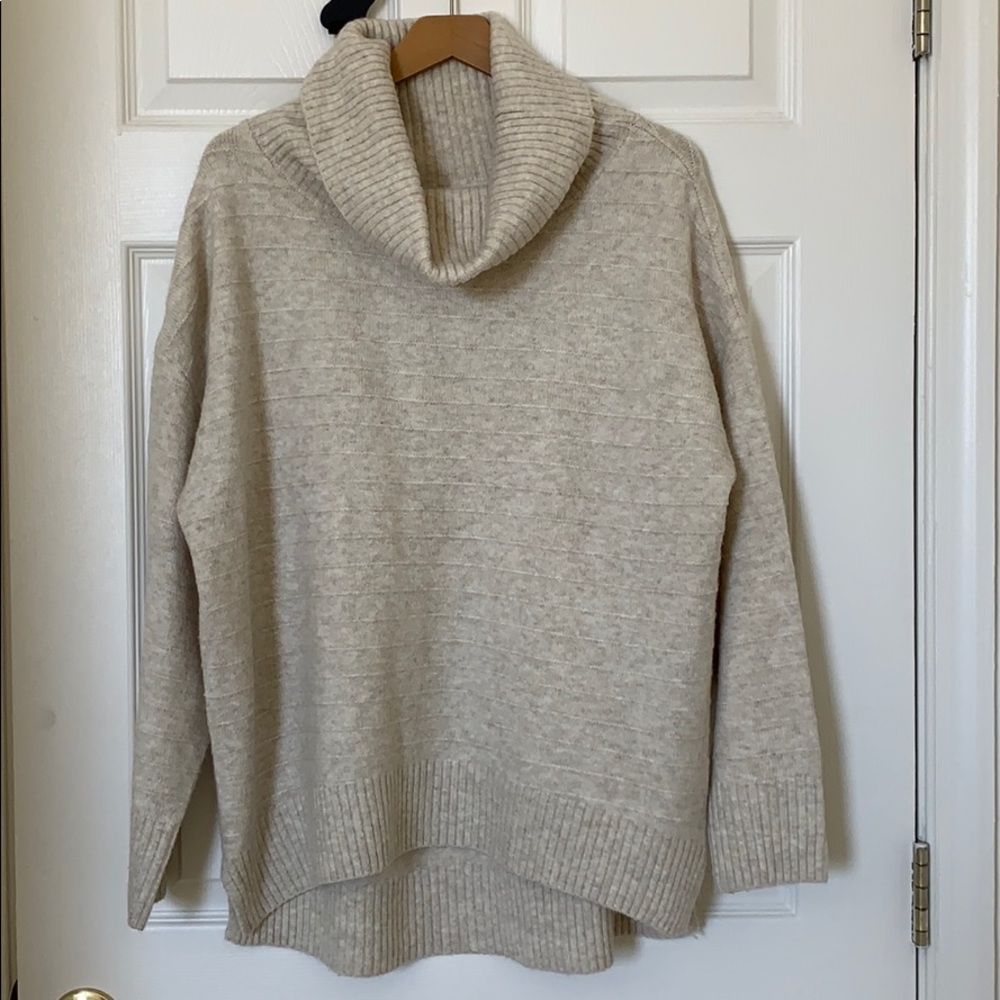 Oversized turtle neck sweater